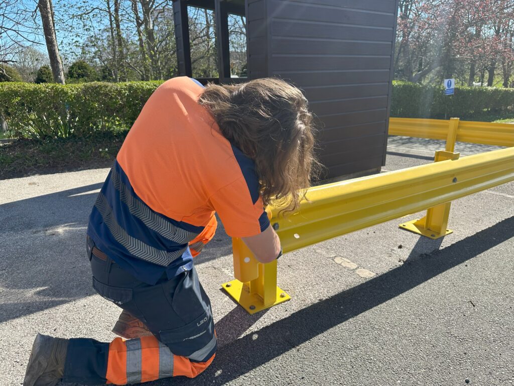 fixing a street barrier Fixing a road barrier in Llandudno